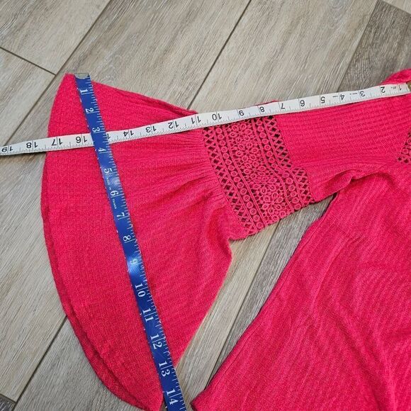 New Directions Red Bell Sleeve Waffle Knit Blouse Crochet Eyelet Women's Small - Picture 5 of 9